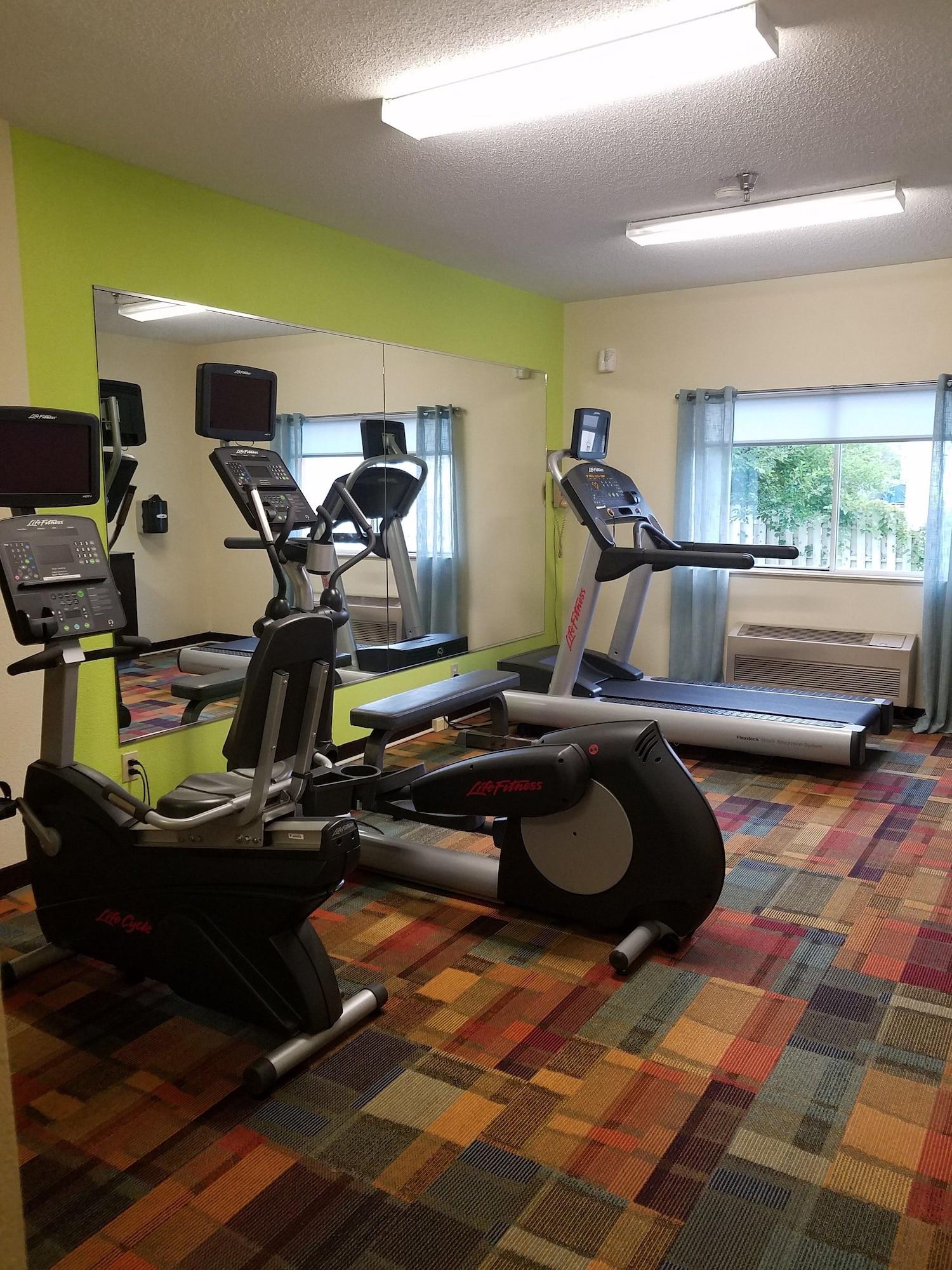 Americinn By Wyndham Moline Airport Quad Cities מראה חיצוני תמונה