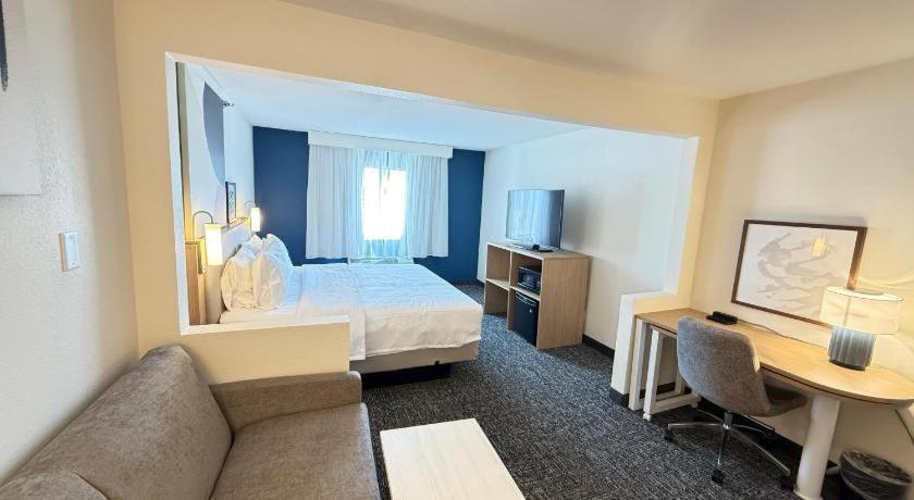 Americinn By Wyndham Moline Airport Quad Cities מראה חיצוני תמונה