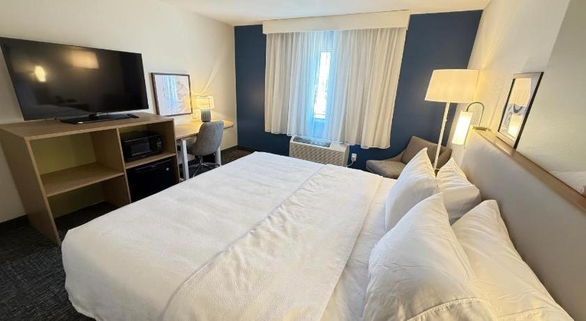 Americinn By Wyndham Moline Airport Quad Cities מראה חיצוני תמונה